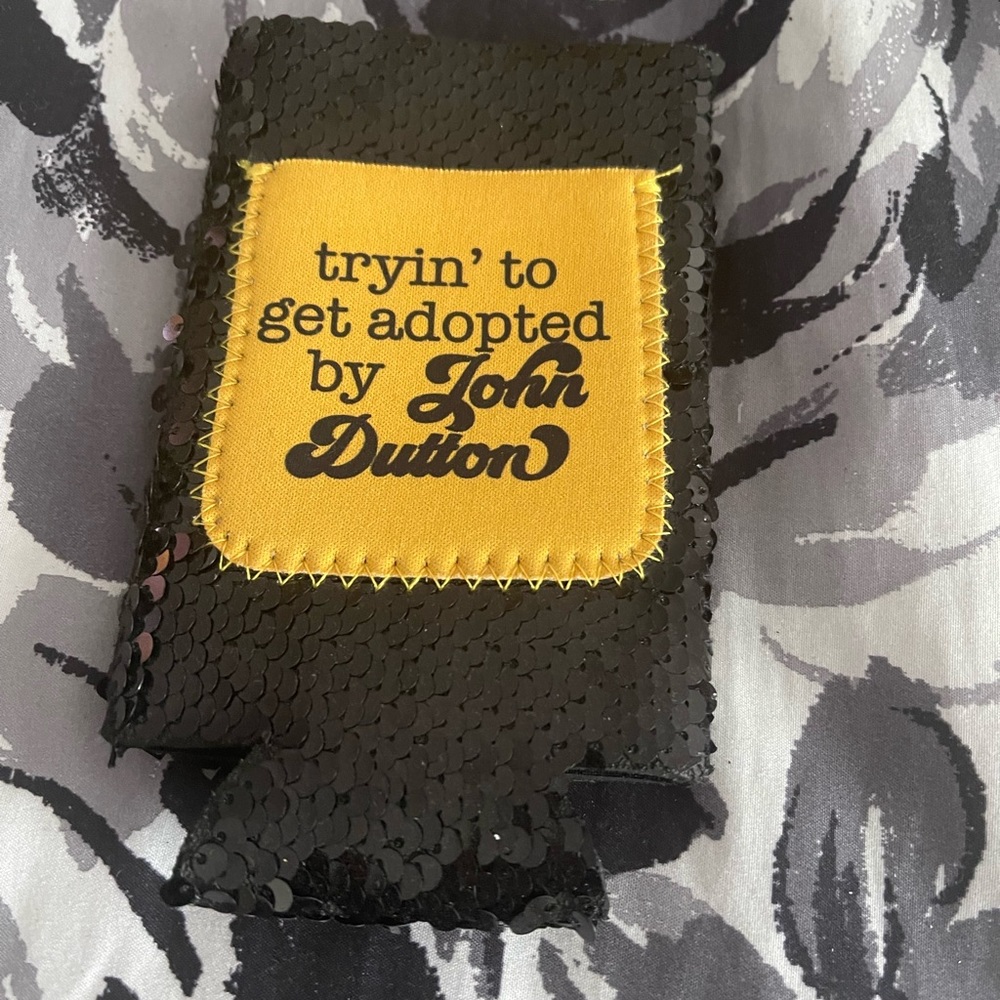 Western Blingy Yellowstone drink sleeve coozie